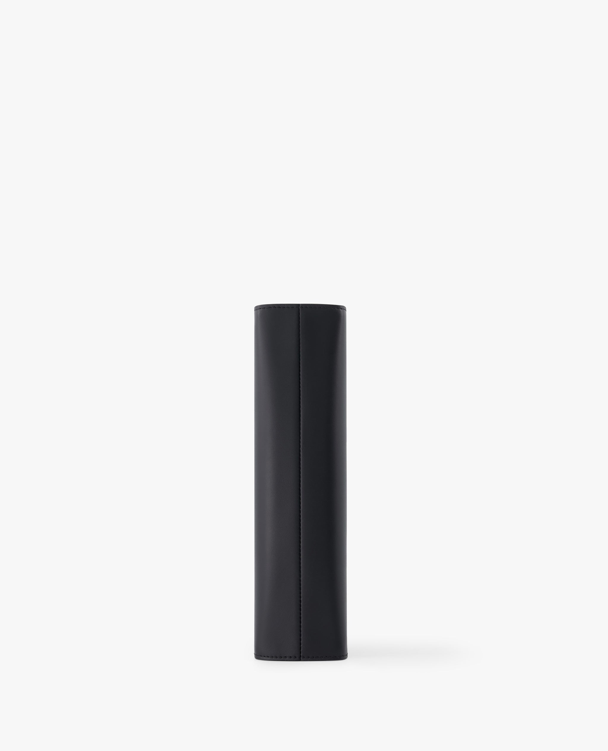 VH MEDIUM BLACK